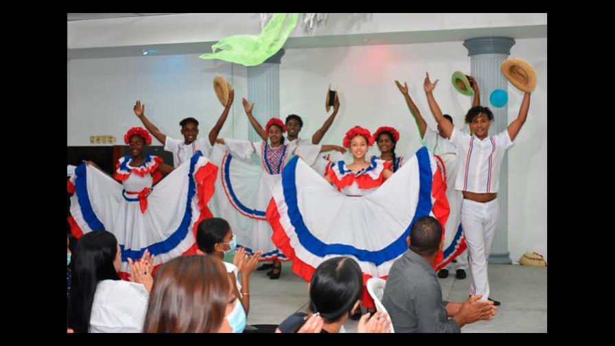 Concluye este domingo Cuarta Feria del Libro Santiago Rodríguez 2021