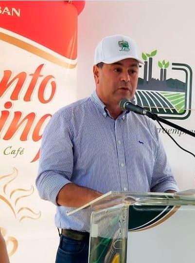 Escogen a Oliverio Espaillat como Agroempresario del Año 2021