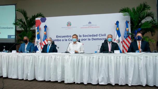 EE. UU. destaca lucha contra la corrupción del Gobierno dominicano
