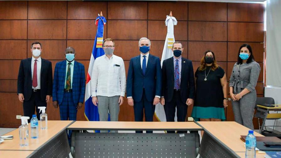 Ministro de Trabajo y Embajada de EE.UU. dialogan sobre futuros acuerdos de cooperación