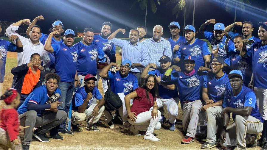 El Patio de Francisco Cordero y Tiburones a cuartos de final en softbol BBB de San Jerónimo