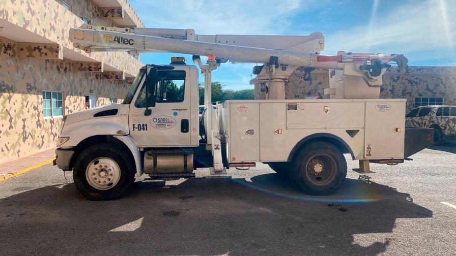 Cesfront decomisa tres pacas de presumible marihuana en Pedernales