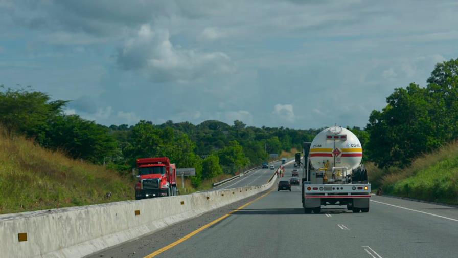 Fenatrado anuncia aumento en la tarifa del transporte de carga Fenatrado anuncia aumento en la tarifa del transporte de carga