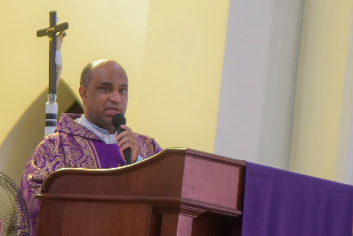Nelson Rodríguez, sacerdote.