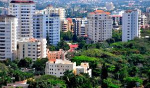 Alzas de materiales de construcción no detienen desarrollo inmobiliario en Santiago 