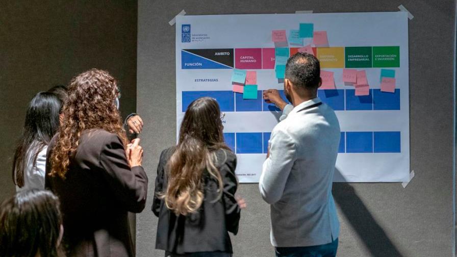 Realizan consulta para elaboración de Política Nacional de Innovación 2030