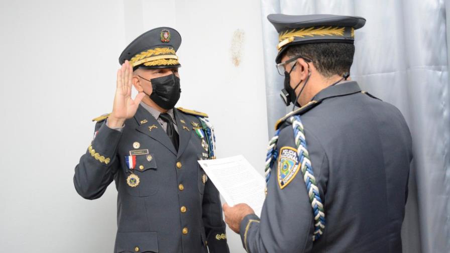 Nuevos directores designados por Then asumen funciones en la Policía Nuevos directores designados por Then asumen funciones en la Policía