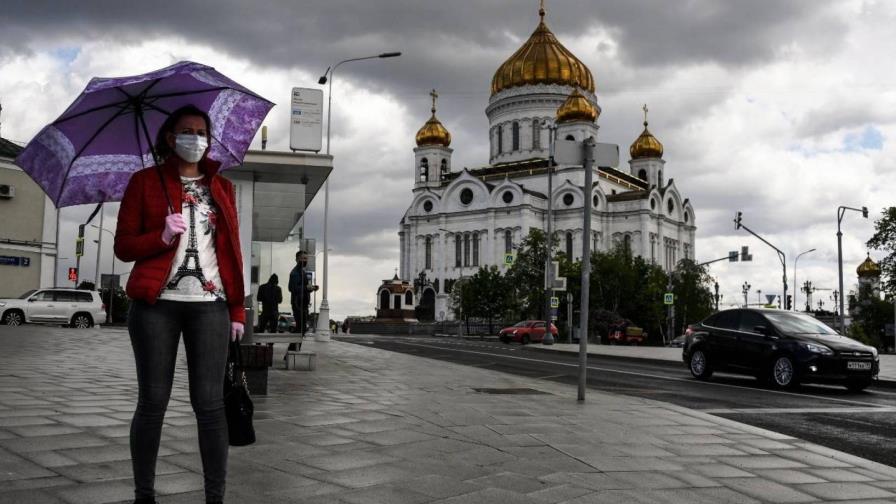 ¿Por qué a pesar del gran número de casos de COVID-19 la mortalidad en Rusia es baja?