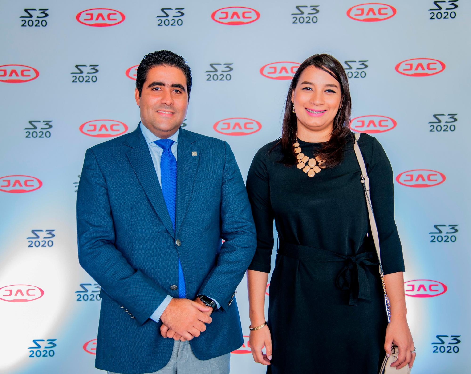 Wilson Caminero y Perla Suero.