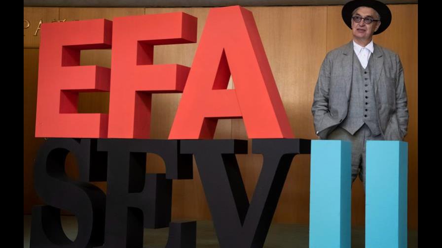 Wim Wenders advierte que el cine “se encuentra en un cruce de caminos” Wim Wenders advierte que el cine “se encuentra en un cruce de caminos”