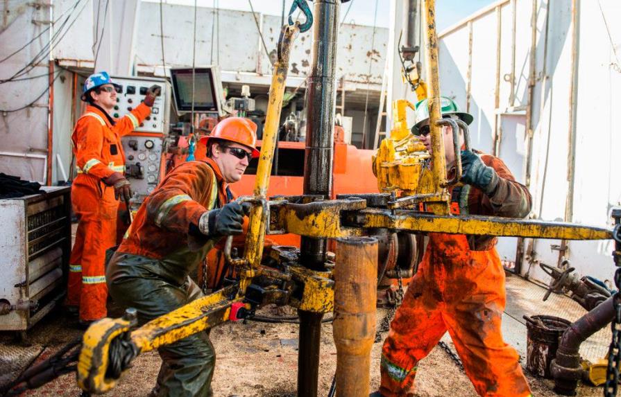 Canadá perderá 450,000 empleos del sector petrolífero, según estudio