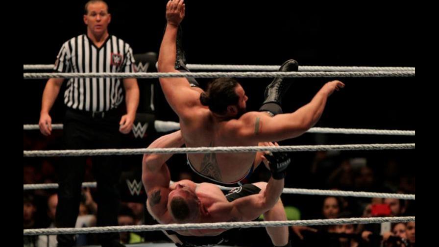 La WWE recorta a una parte de sus peleadores de forma temporal