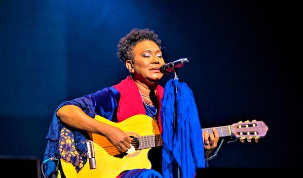 Casa de Teatro acoge el primer concierto del a&ntilde;o de Xiomara Fortuna y Grupo Conconete