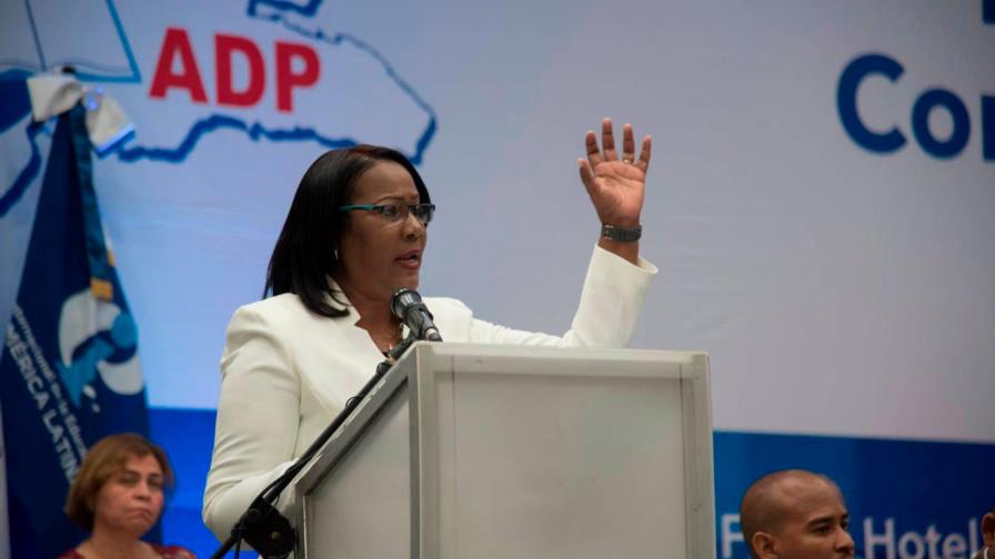 Xiomara Guante favorece que las ARS y AFP sean eliminadas