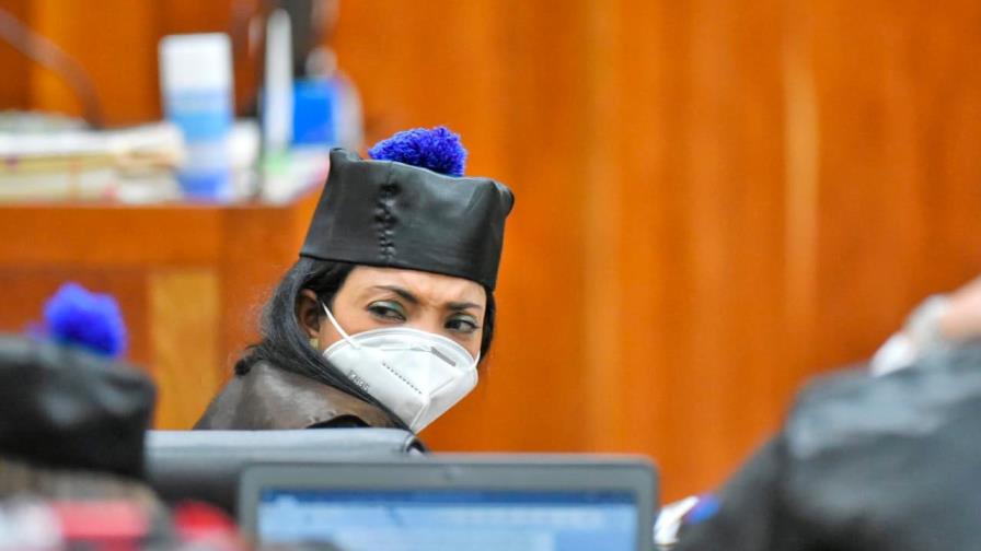 Yeni Berenice a Christopher Sánchez: Si usted tuvo salud para robar, entonces tenga salud para responder por el crimen Yeni Berenice a Christopher Sánchez: Si usted tuvo salud para robar, entonces tenga salud para responder por el crimen