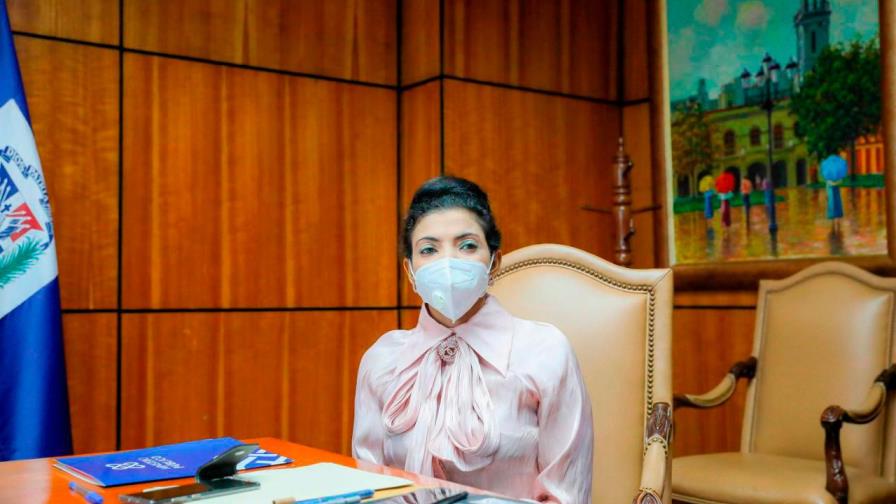 Yeni Berenice Reynoso declara patrimonio de más de RD$8 millones Yeni Berenice Reynoso declara patrimonio de más de RD$8 millones