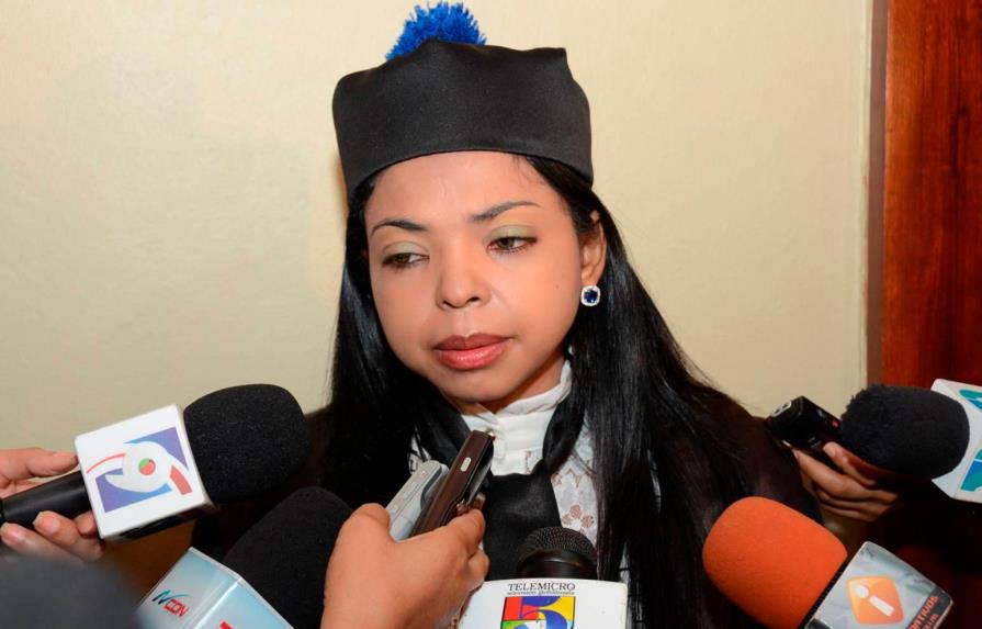 Yeni Berenice denuncia una campaña para desacreditar lucha contra la corrupción