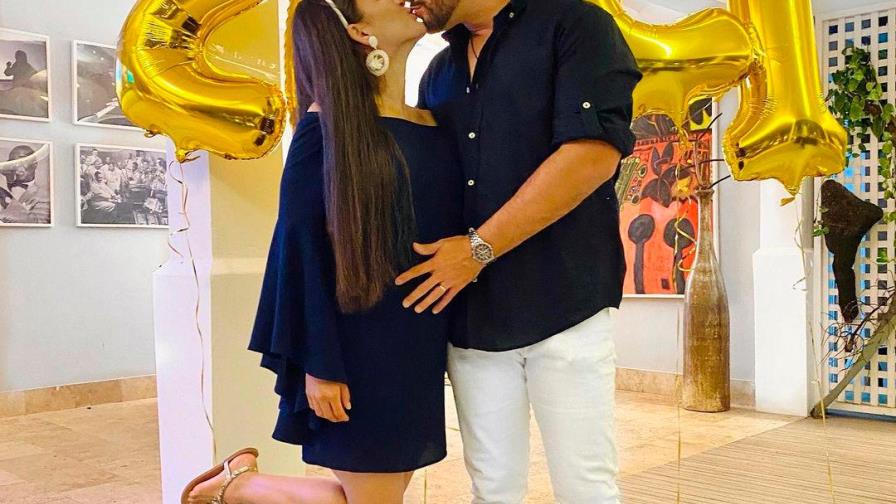 Yeri Peguero, esposa de Manny Cruz, se encuentra estable y la bebé está fuera de peligro Yeri Peguero, esposa de Manny Cruz, se encuentra estable y la bebé está fuera de peligro