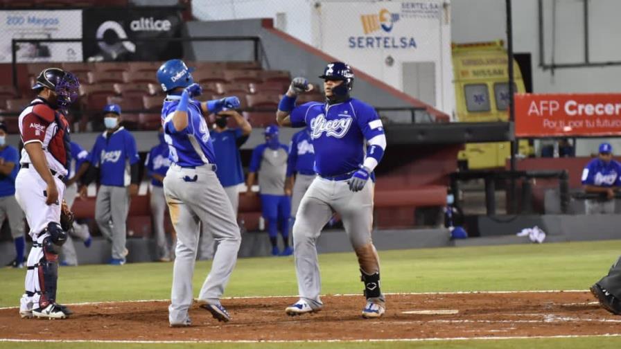 Yermín Mercedes decide con jonrón tercera victoria en fila del Licey Yermín Mercedes decide con jonrón tercera victoria en fila del Licey