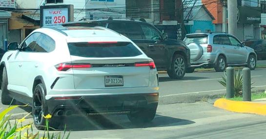 Cuánto cuesta la yipeta Lamborghini Urus que tiene placa de la Policía  Nacional? - Diario Libre