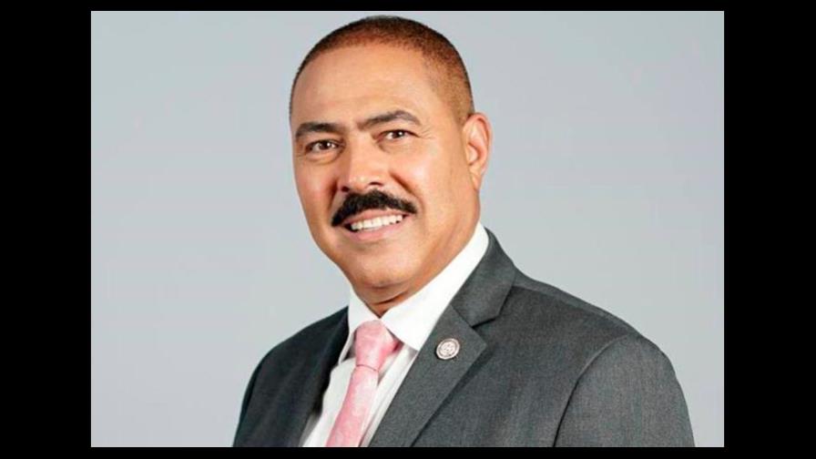 Candidato a diputado de ultramar: hay que “traer el Estado a la diáspora y la diáspora al Estado”