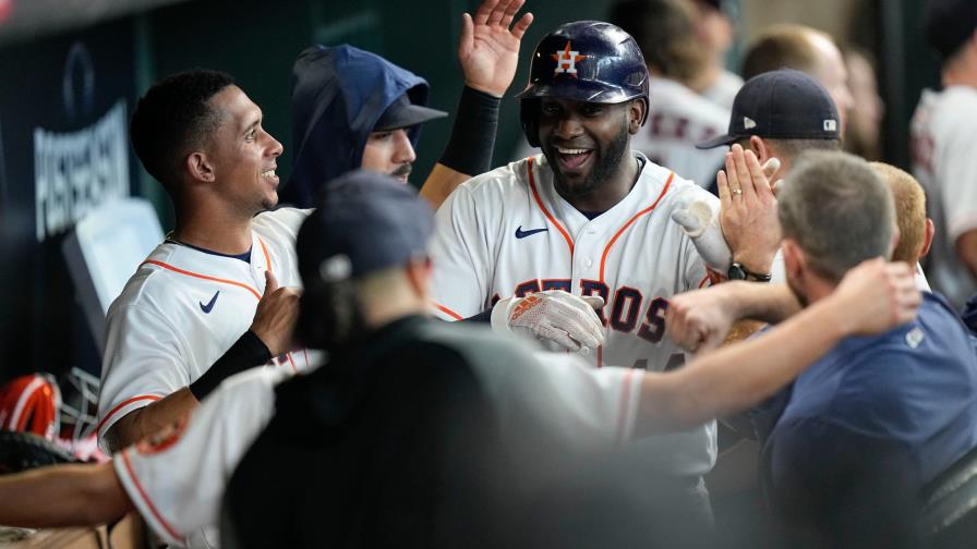 Astros abren playoffs con triunfo sobre Medias Blancas Astros abren playoffs con triunfo sobre Medias Blancas