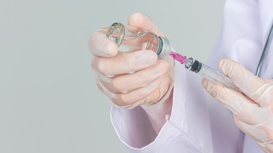 Italia prepara una ley con sanciones para los sanitarios que no se vacunen