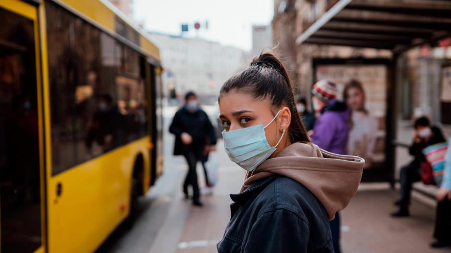 El Reino Unido estrena 2021 con otros 53.285 nuevos contagios por covid-19