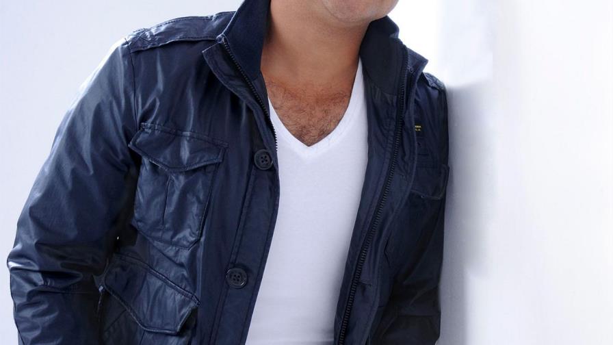 Zacarías Ferreira gana triple platino por “La Asesina”