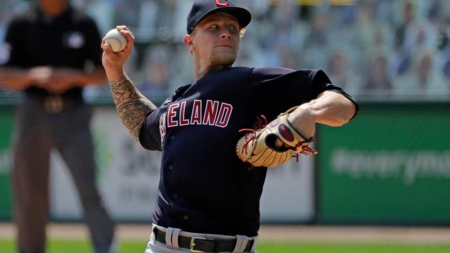 Zach Plesac fue enviado a casa tras quebrantar protocolo