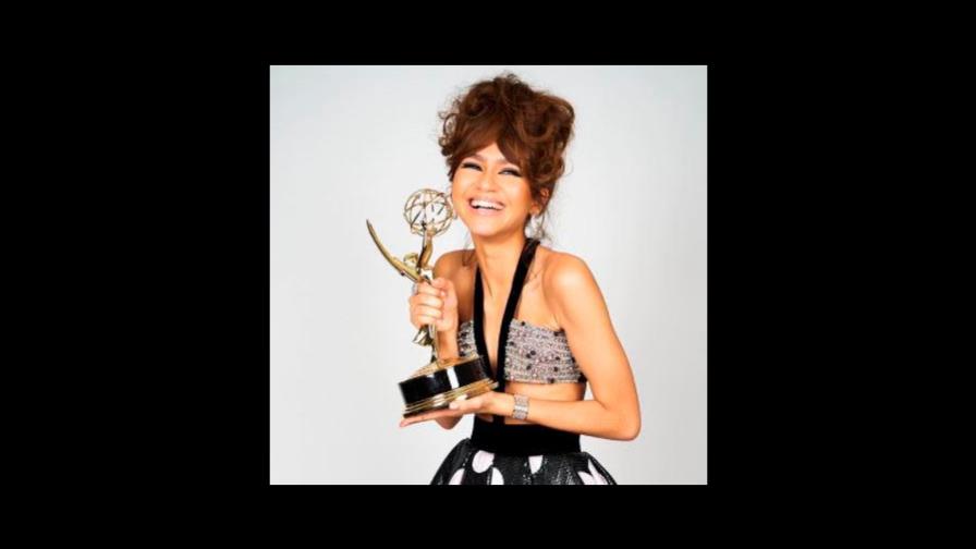 Zendaya se convierte en la actriz más joven en ganar un Emmy como mejor actriz principal Zendaya se convierte en la actriz más joven en ganar un Emmy como mejor actriz principal