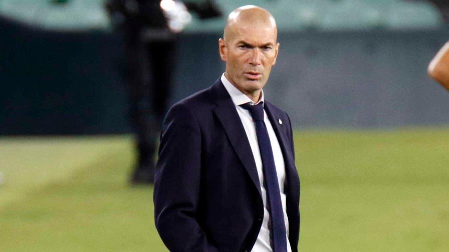 Zidane comunica su deseo de marcharse del Real Madrid