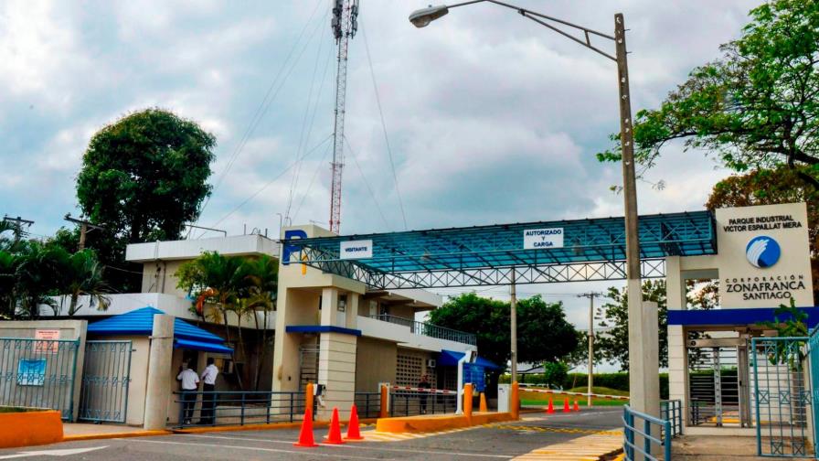 Prohíben entrada a Corporación Zona Franca de Santiago a personas que no tengan la vacuna 
