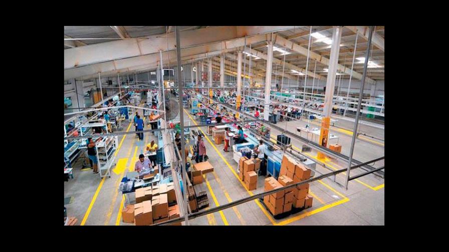 Mayoría de exenciones fiscales deben eliminarse y compensar a través del gasto público