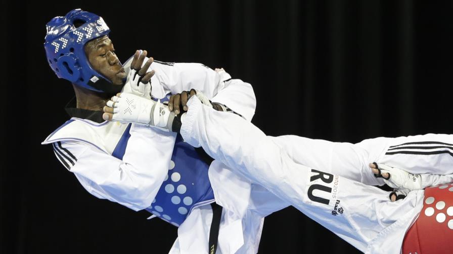 Luisito Pie cae en la final por el oro en un disputado combate Luisito Pie cae en la final por el oro en un disputado combate