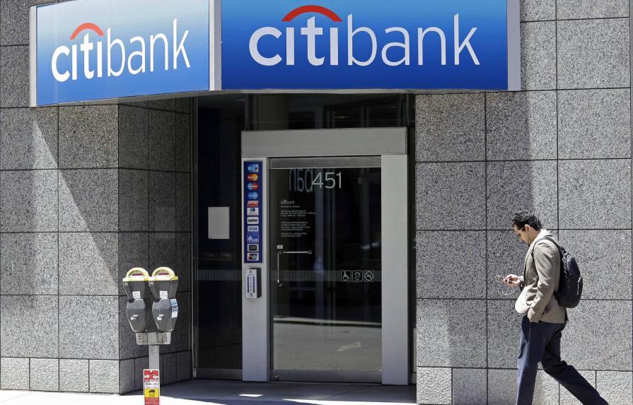 Citibank tendrá que pagar 700 millones por prácticas ilegales con tarjetas