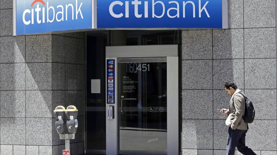 Citibank tendrá que pagar 700 millones por prácticas ilegales con tarjetas