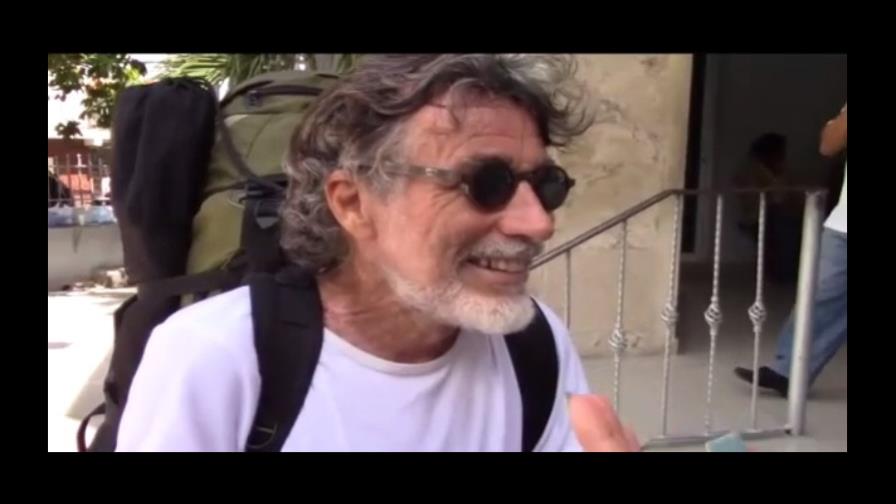 Empresa impide viajar a dos turistas brasileños “por mal olor” 