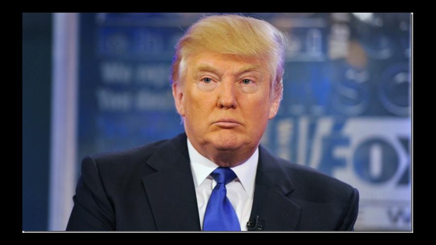 Desde la frontera Trump insiste en levantar un muro entre EE.UU. y México Desde la frontera Trump insiste en levantar un muro entre EE.UU. y México