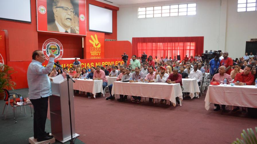 Diferencias en PRSC llegan hoy a juicio
PRSC realiza hoy juicio disciplinario a dirigentes aunque “no está en condiciones” Diferencias en PRSC llegan hoy a juicio
PRSC realiza hoy juicio disciplinario a dirigentes aunque “no está en condiciones”