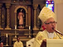 Arzobispo auxiliar de Santiago sugiere desarme general para reducir la violencia 