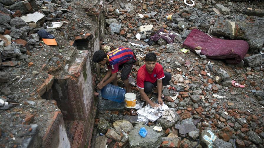 Nepal espera el monzón con una economía varada a tres meses del terremoto