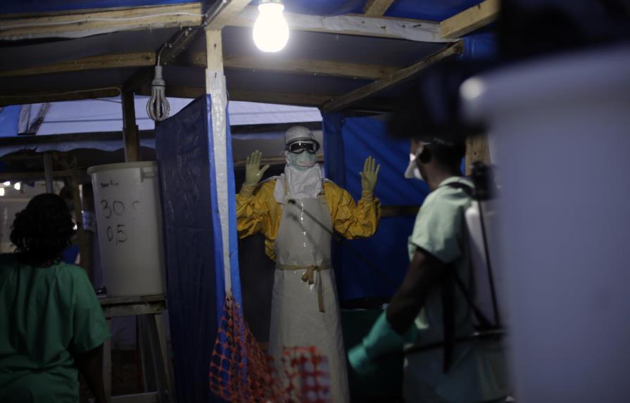 Científicos portugueses encuentran especificidades genéticas del ébola