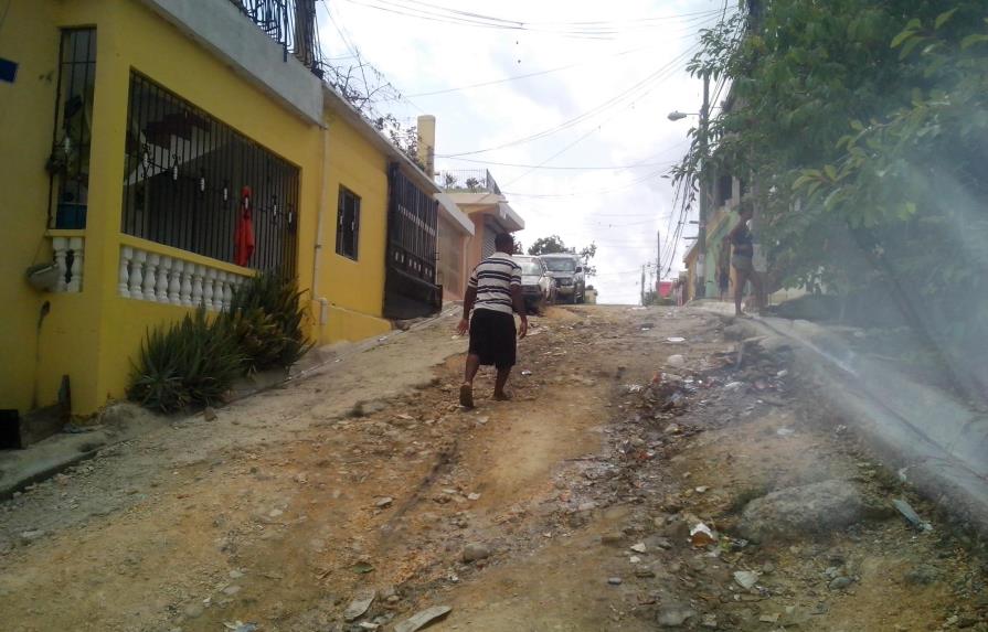 Barrios de Sabana Perdida están a espera de asfaltado