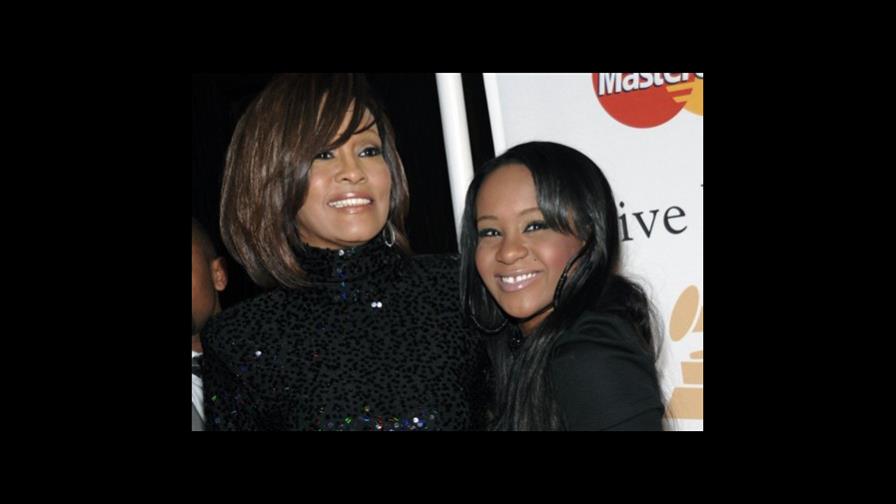 La Policía trata como homicidio la muerte de la hija de Whitney Houston La Policía trata como homicidio la muerte de la hija de Whitney Houston