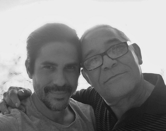 Panky Saviñon a su papá: “Aquí está el real, el verdadero y protagonista de este día tan especial, mi padre #BuruSAVIÑÓN, a él le agradezco el amor incondicional y los momentos compartidos. ¡GRACIAS! Por tus enseñanzas para llegar a ser un hombre de bien, que lucha por sus sueños y que los obstáculos no existen para cumplir mis metas... #GraciasPAPÁ”.  