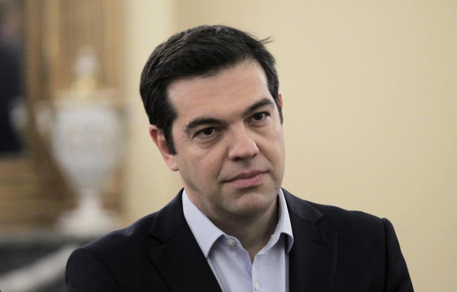 Grecia y sus acreedores negocian el tercer rescate a contrarreloj