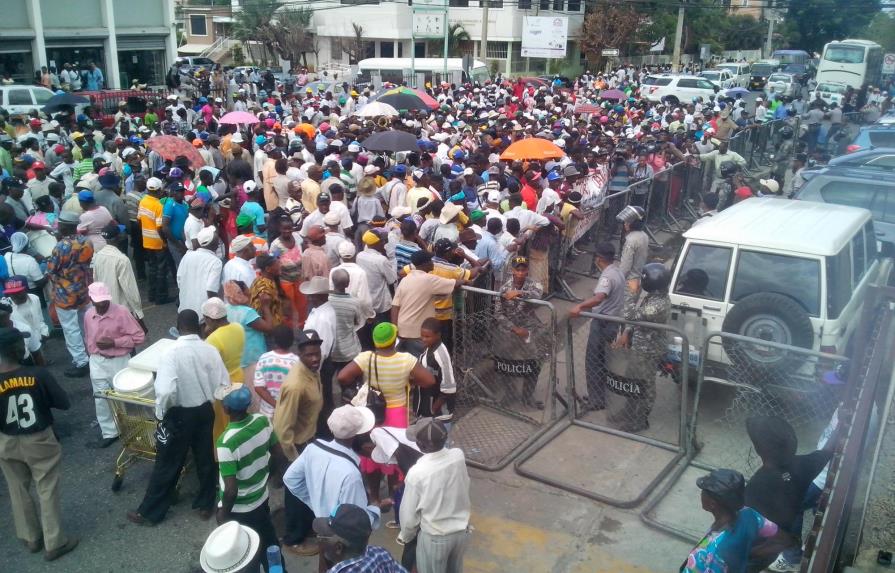 Cañeros seguirán concentrándose ante Embajada Haití