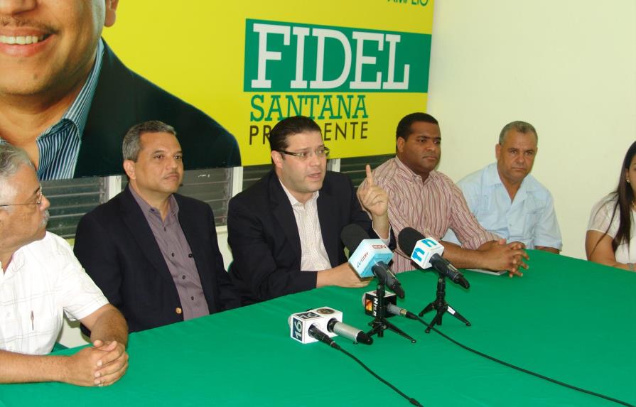 Sanz Lovatón pide al Gobierno poner atención a reclamos populares 