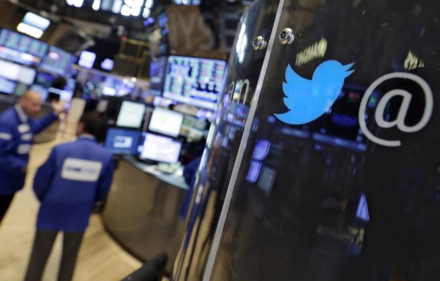 Twitter no está satisfecho con el tibio aumento de sus usuarios 